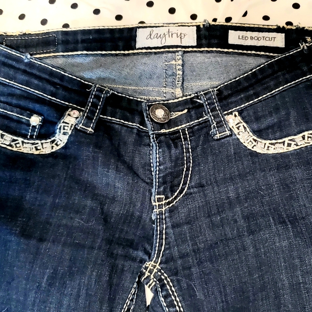Daytrip "Leo" Bootcut jeans 28W 34L